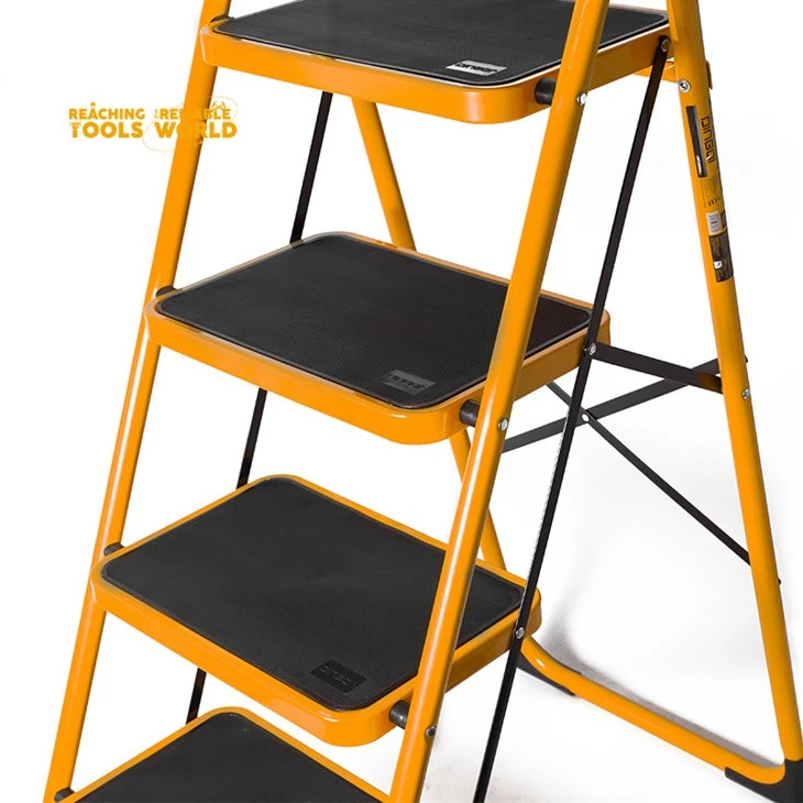 Safety Wide Step Ladder